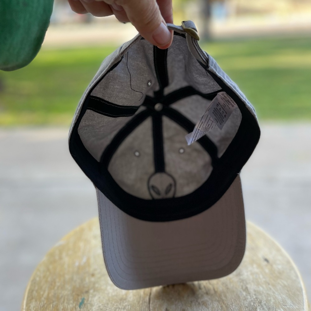 Alien hat - Picture 3 of 3